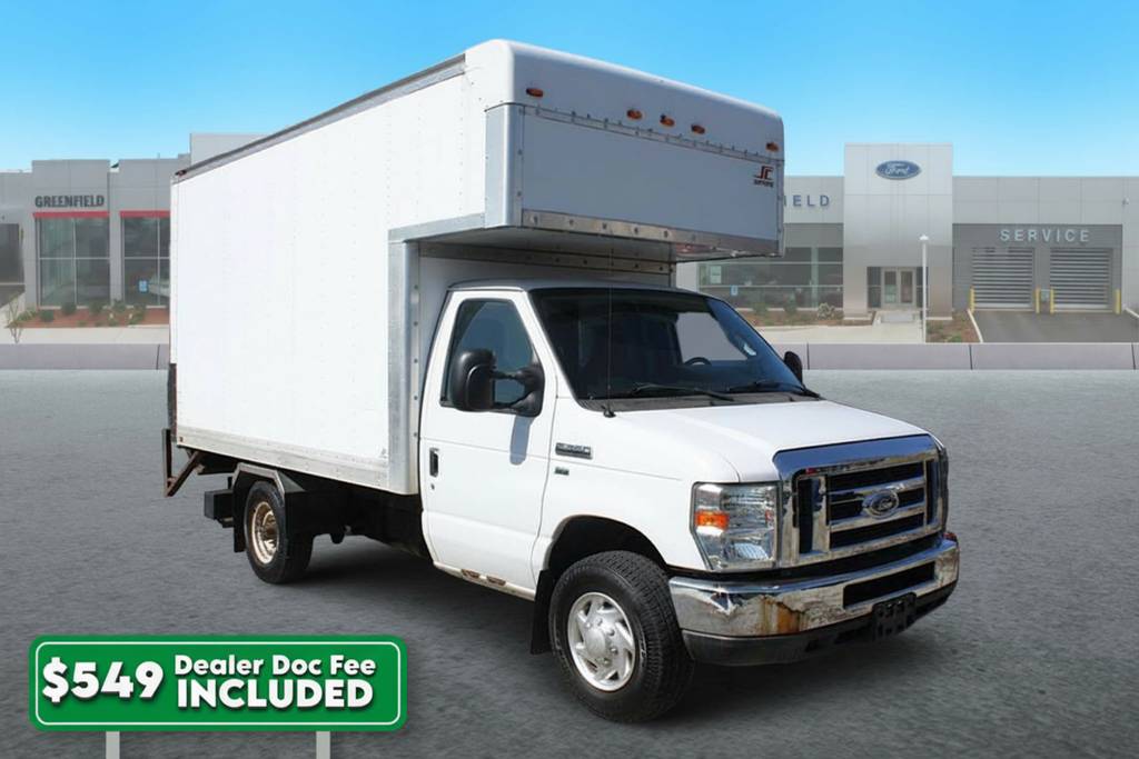 2013 Ford Econoline Commercial Cutaway E-350