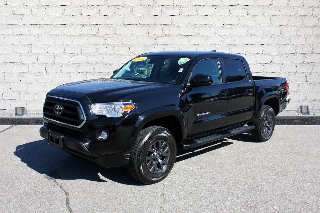 2023 Toyota Tacoma SR5 — Pickup Truck — 14,397 mi — Greenfield, MA