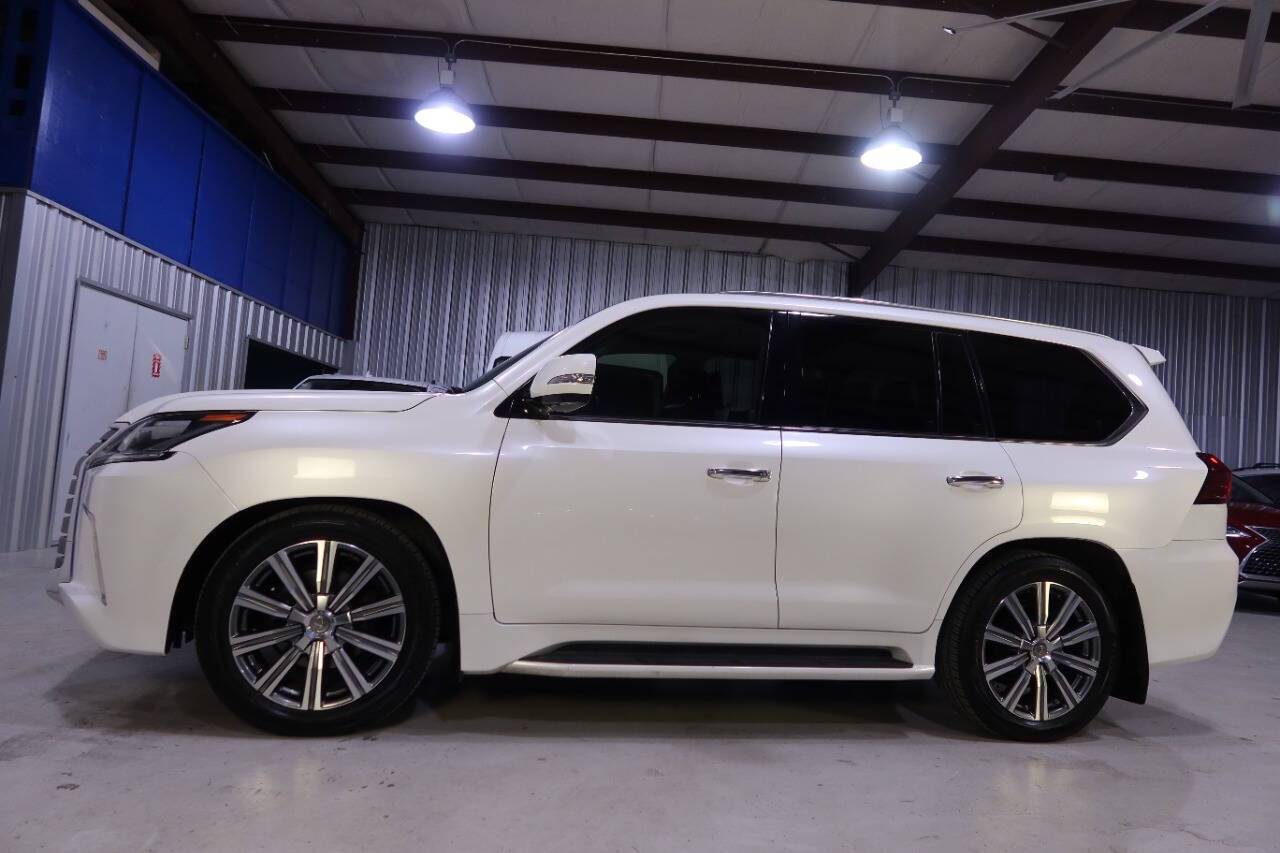 2017 Lexus LX 570 Base