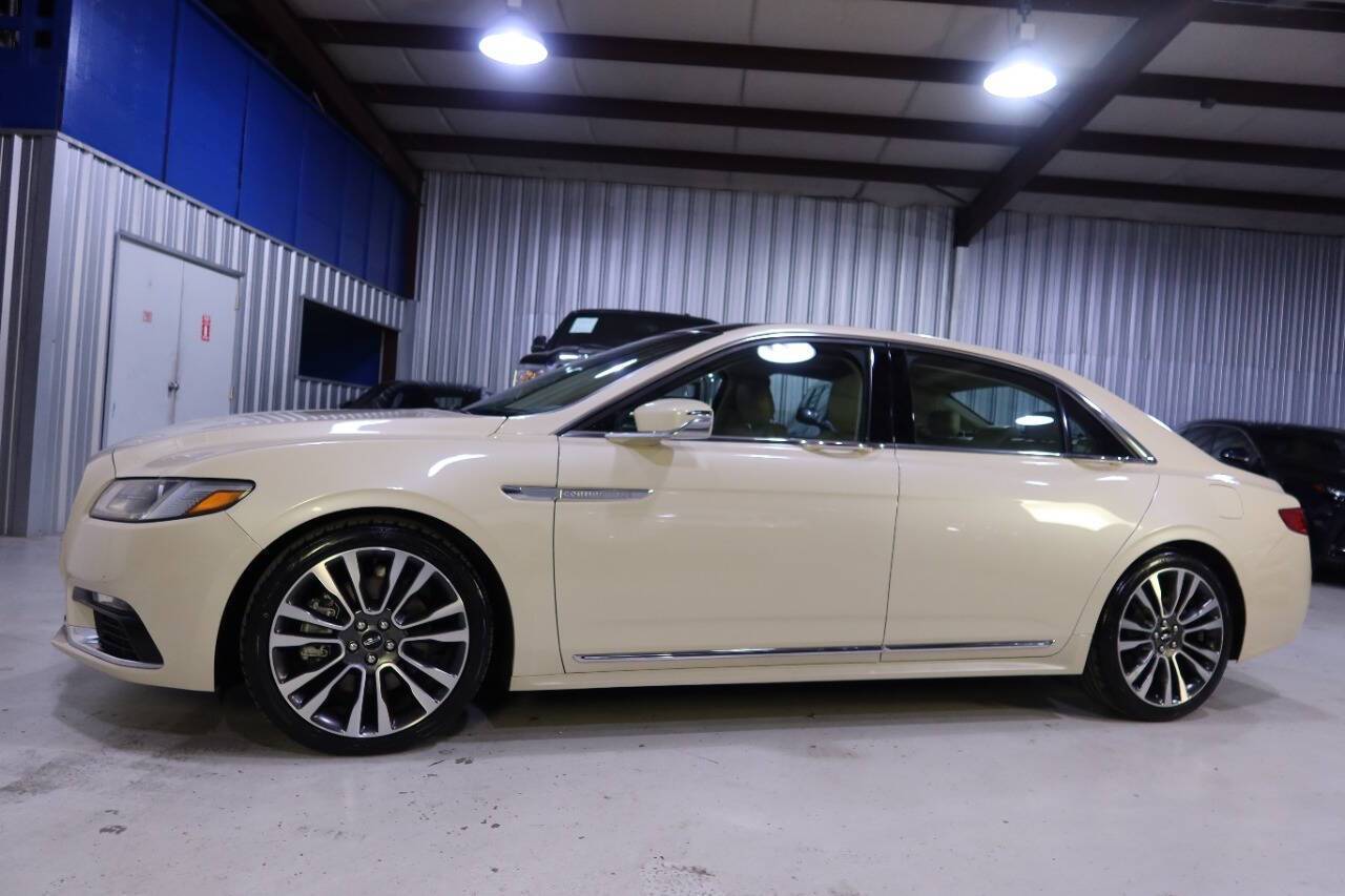 2018 Lincoln Continental Select — Sedan — 30,918 mi — Houston, TX