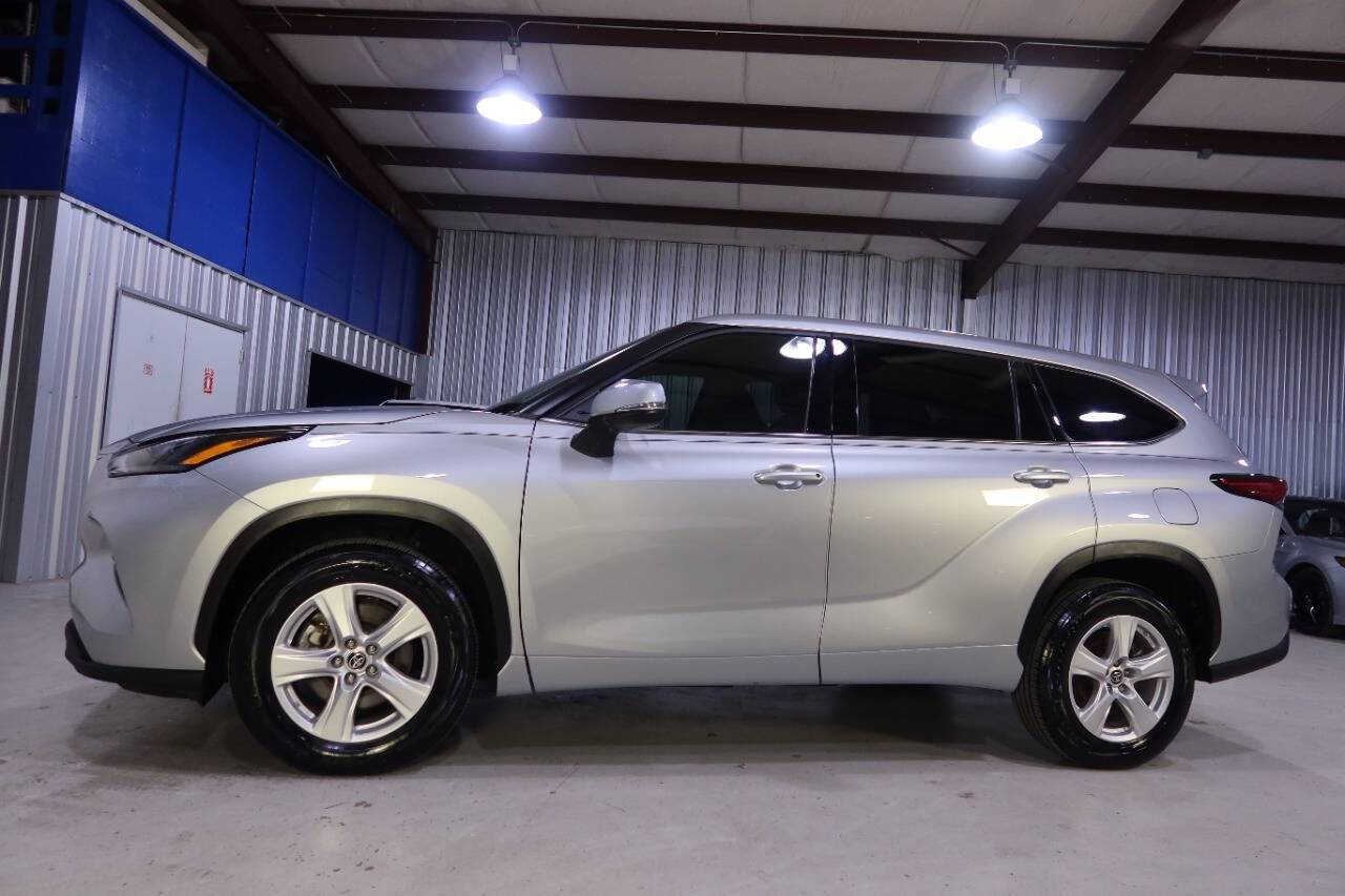 2022 Toyota Highlander Hybrid LE — SUV — 45,467 mi — Houston, TX