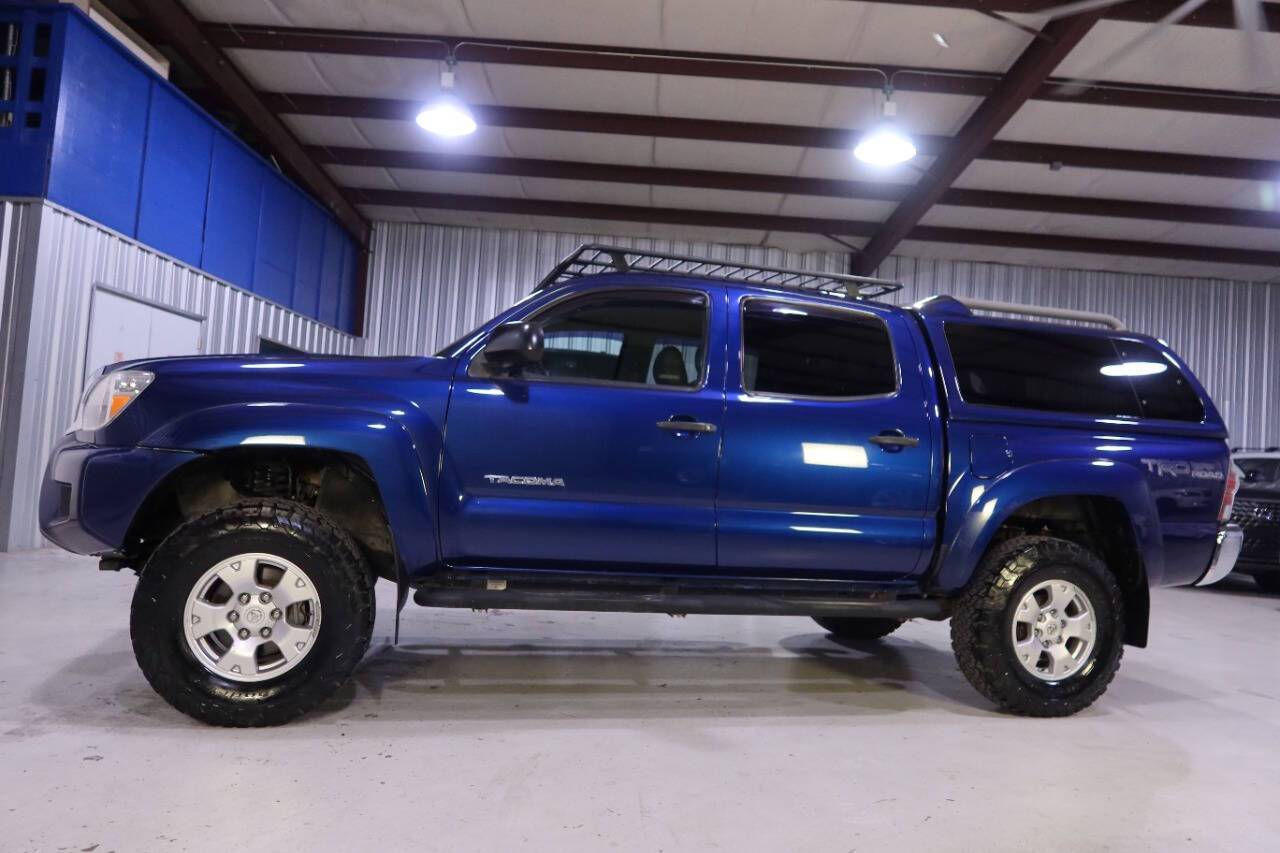 2015 Toyota Tacoma Base — Pickup Truck — 120,388 mi — Houston, TX