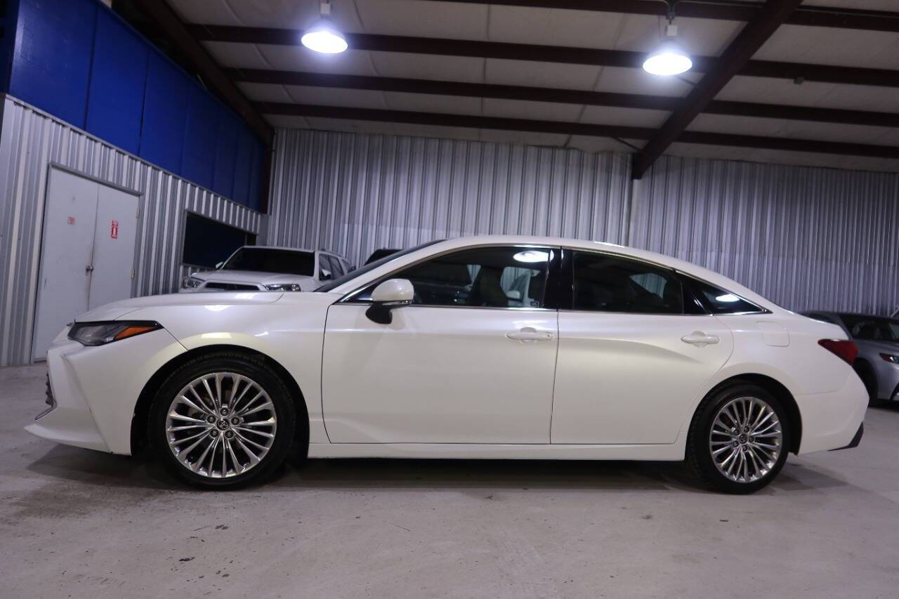 2022 Toyota Avalon Limited — Sedan — 59,228 mi — Houston, TX