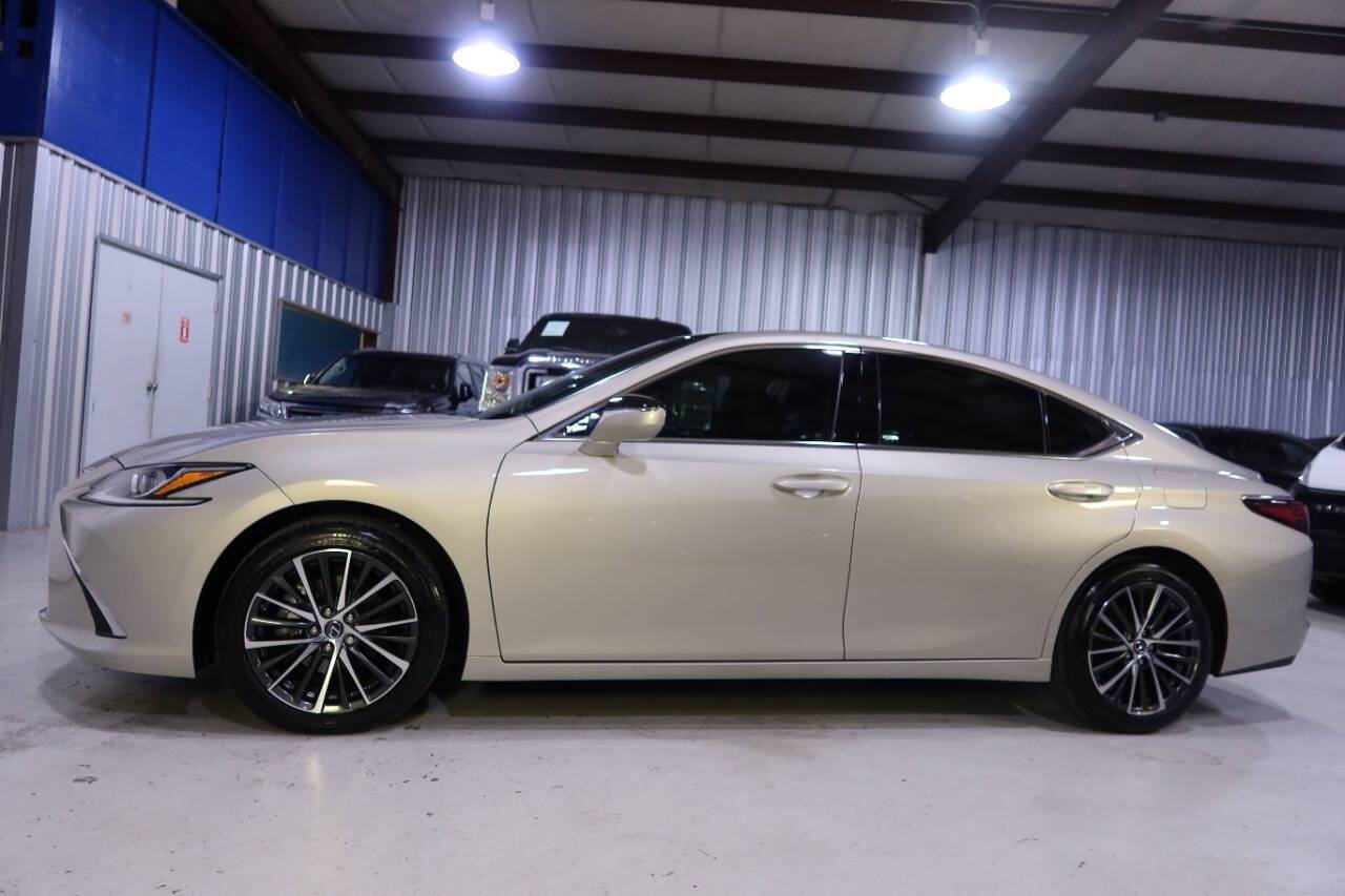 2025 Lexus ES ES 350 — Sedan — 2,133 mi — Houston, TX