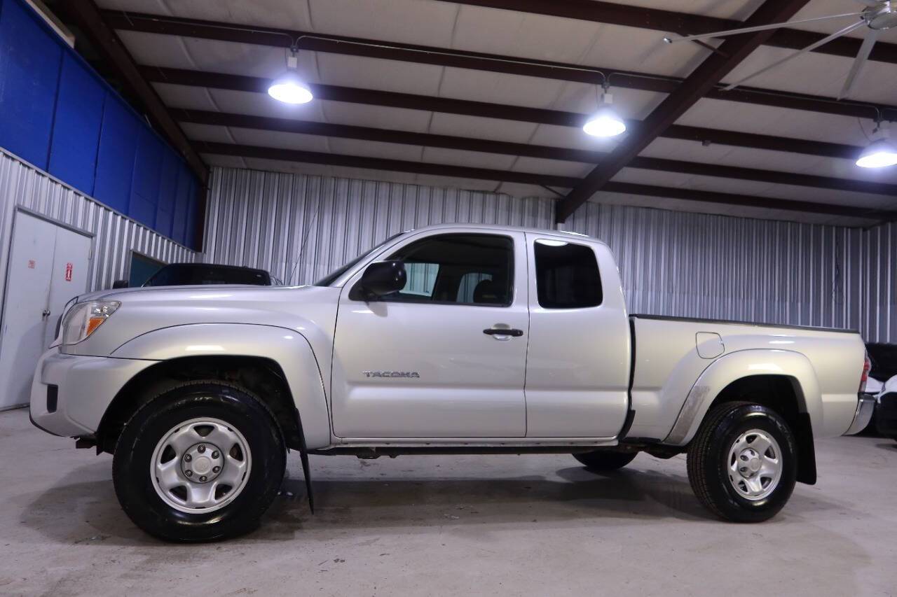 2013 Toyota Tacoma PreRunner — Pickup Truck — 128,878 mi — Houston, TX
