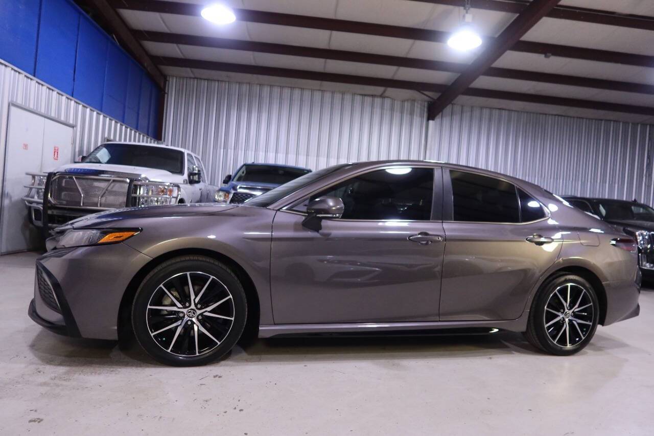 2022 Toyota Camry SE — Sedan — 39,419 mi — Houston, TX