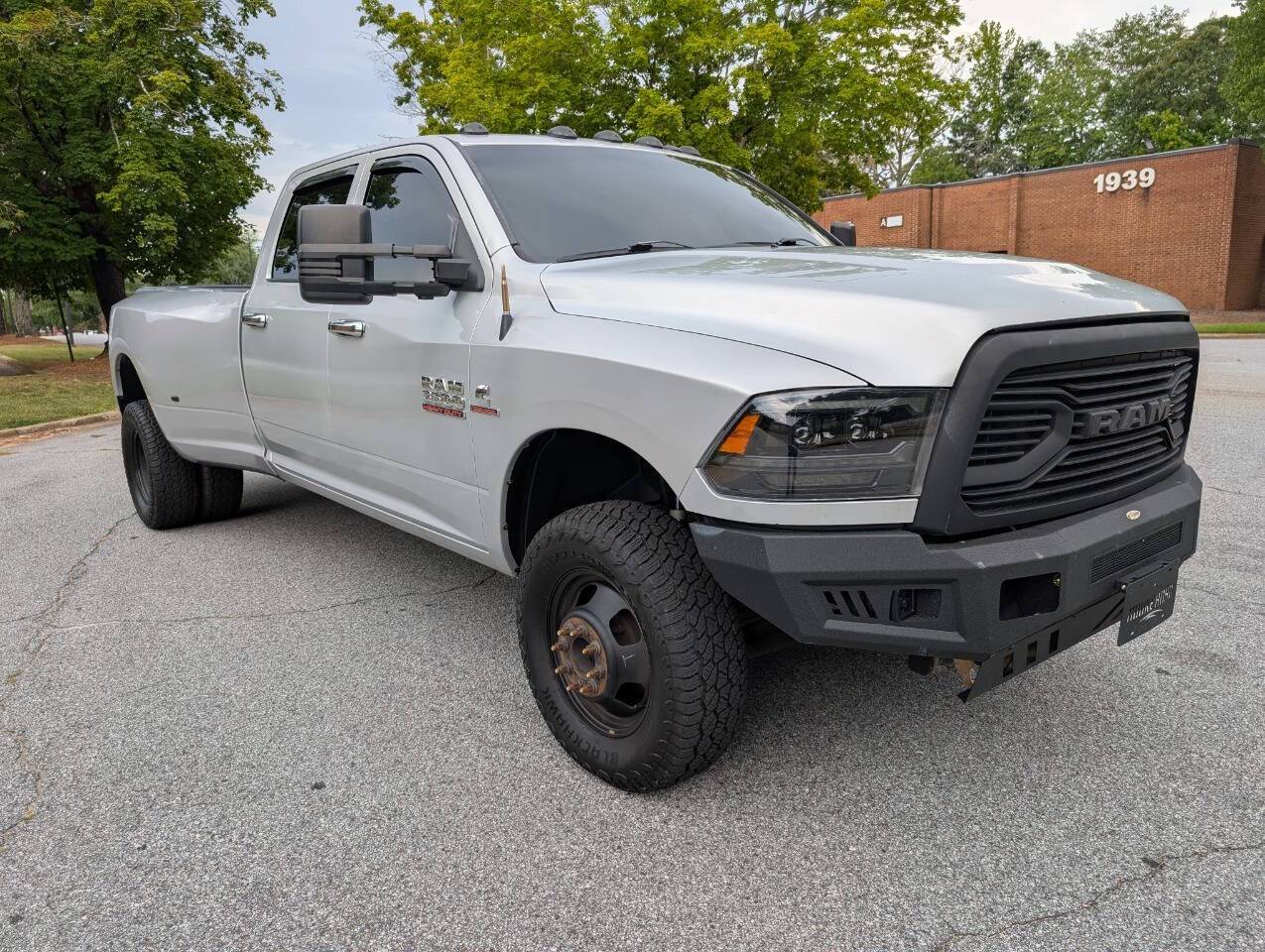2017 Ram 3500 Tradesman — Pickup Truck — 249,951 mi — Stone Mountain, GA
