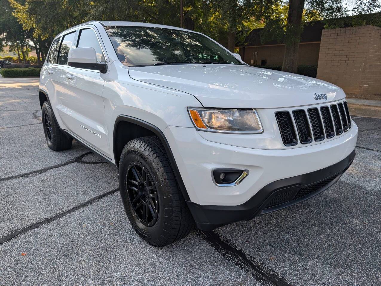 2016 Jeep Grand Cherokee Laredo — SUV — 133,383 mi — Stone Mountain, GA