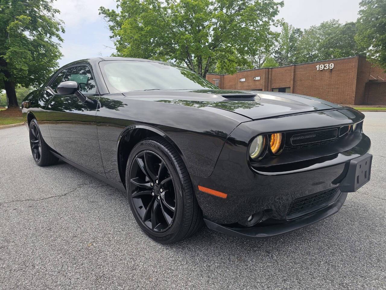 2016 Dodge Challenger SXT Plus — Coupe — 105,692 mi — Stone Mountain, GA