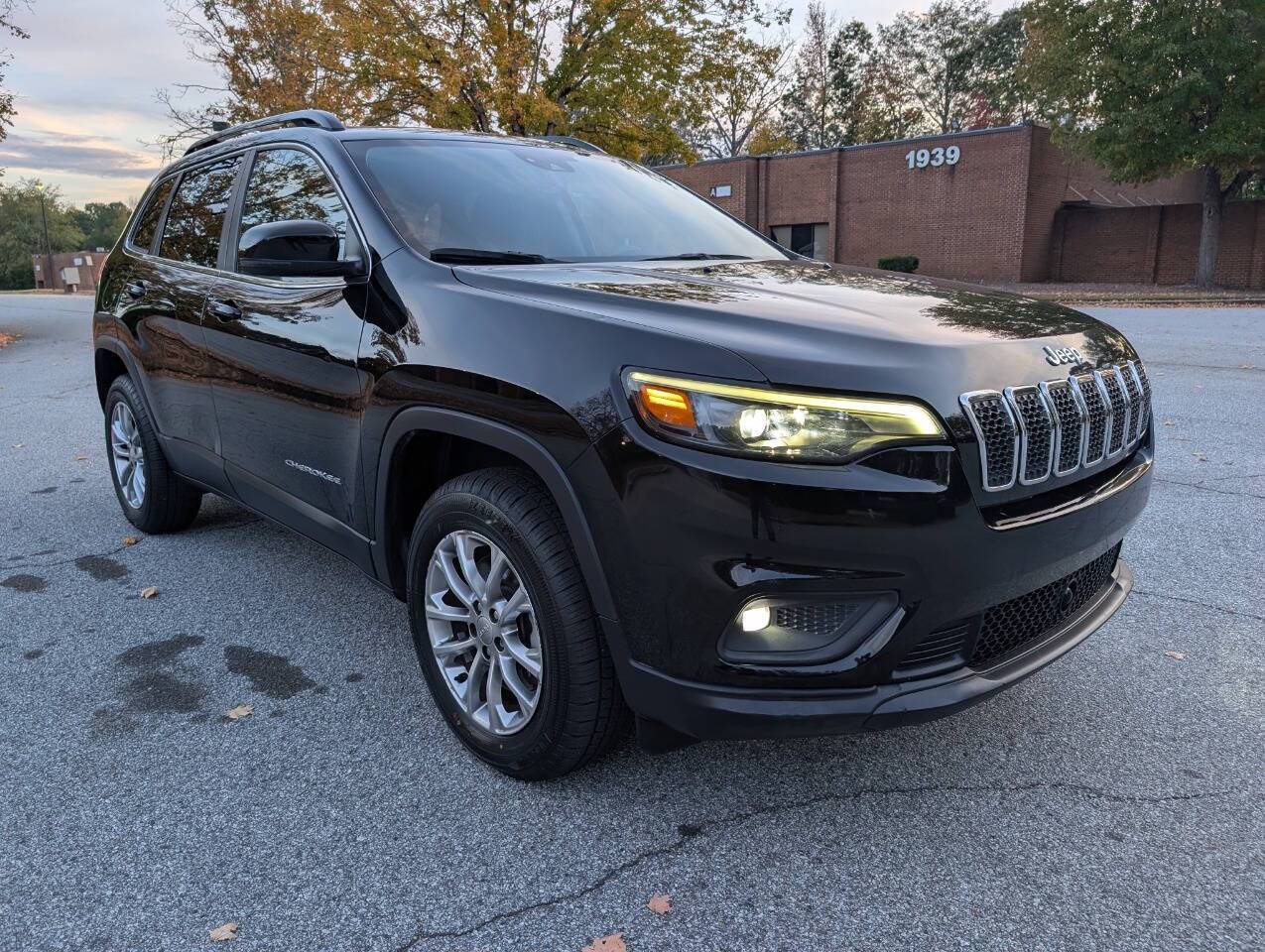 2022 Jeep Cherokee Latitude Lux — SUV — 155,073 mi — Stone Mountain, GA