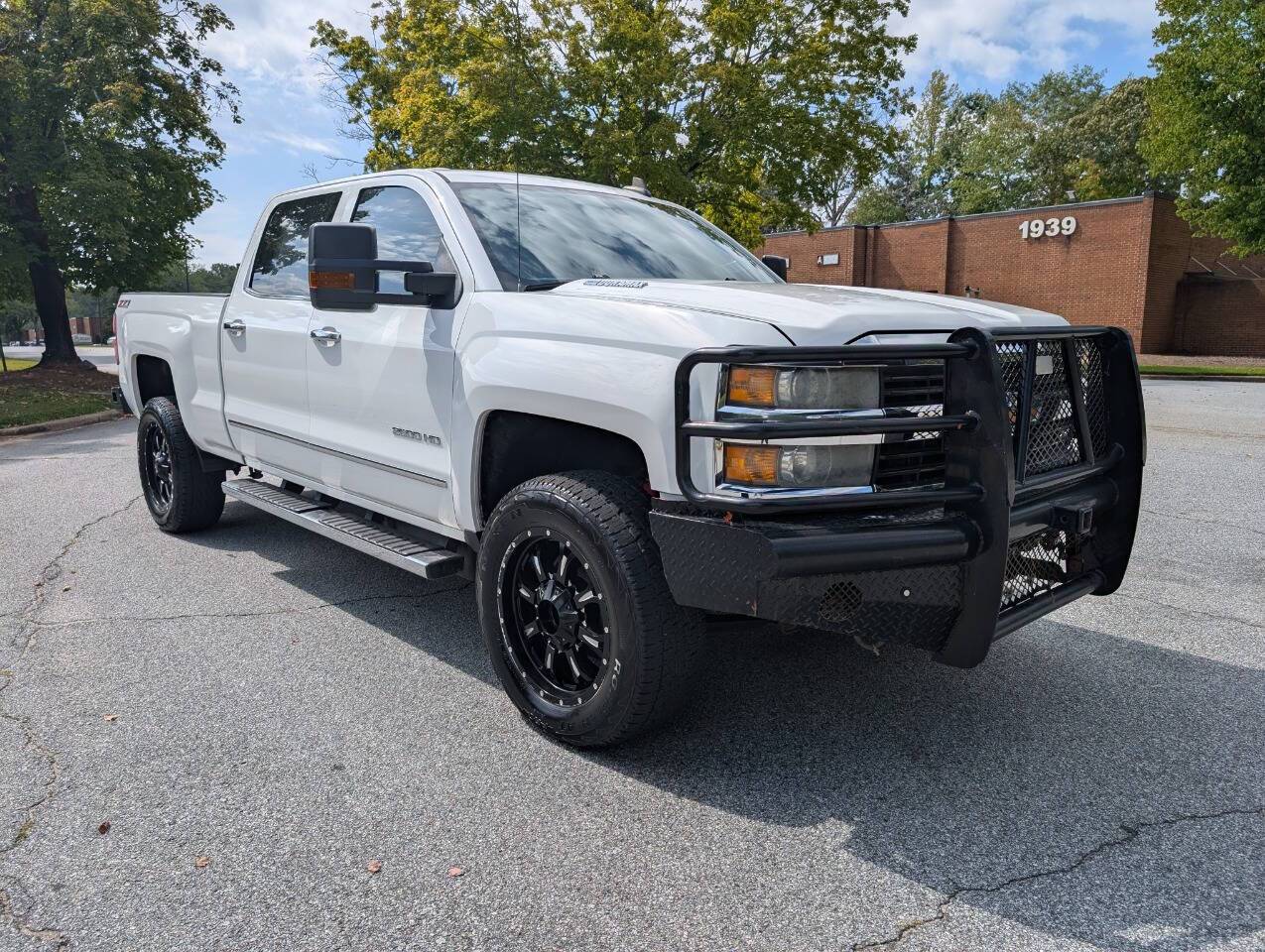 2015 Chevrolet Silverado 2500HD LTZ — Pickup Truck — 260,883 mi — Stone Mountain, GA