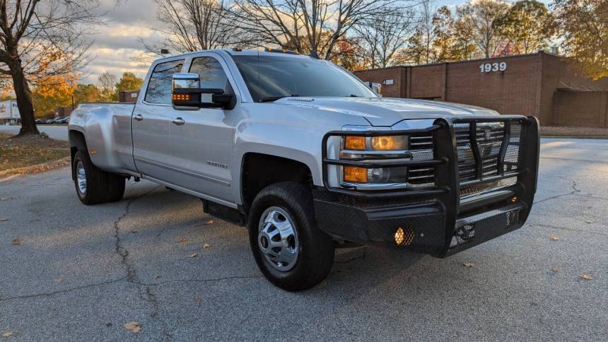 2015 Chevrolet Silverado 3500HD LTZ — Pickup Truck — 192,869 mi — Stone Mountain, GA