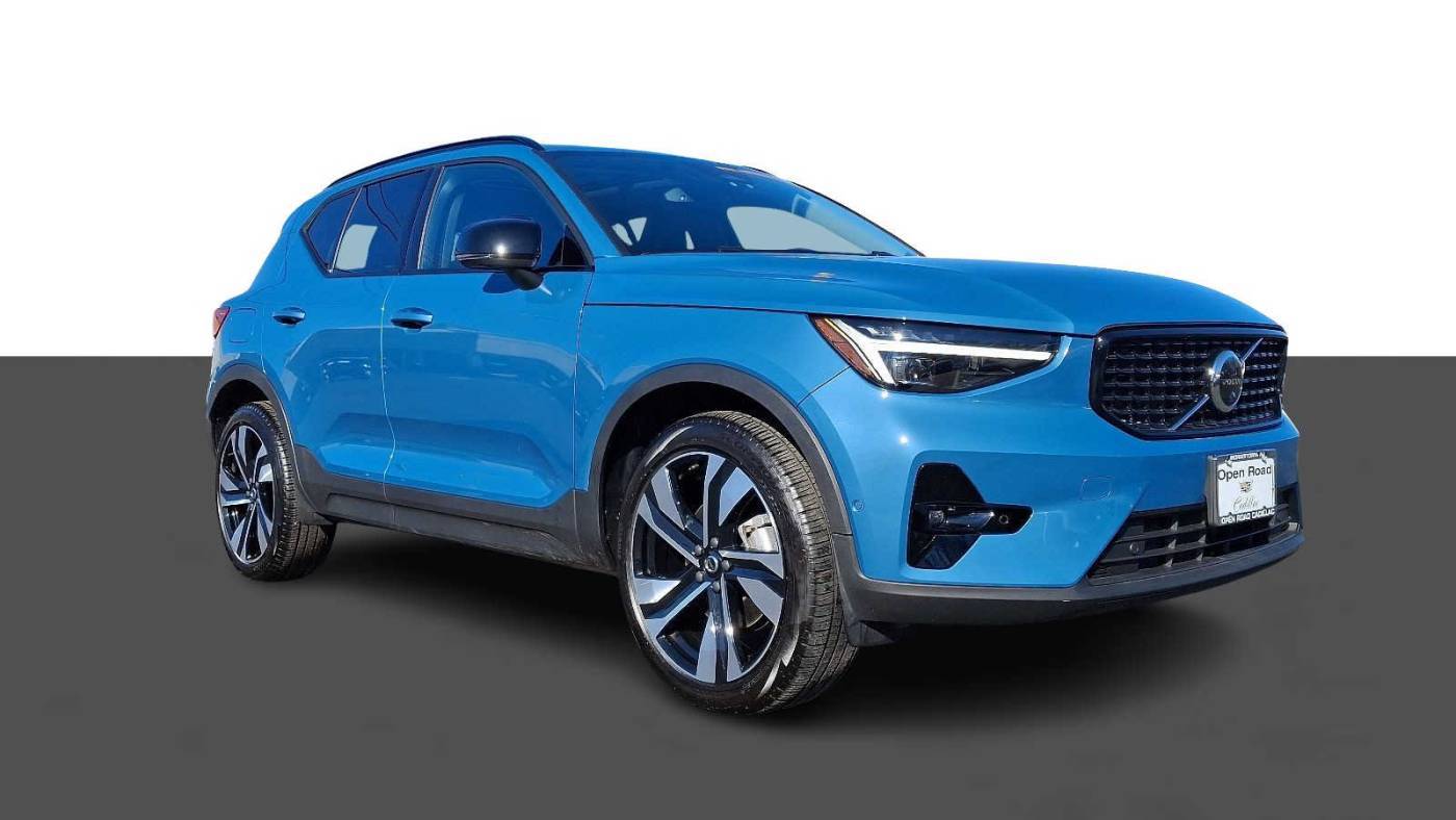 2023 Volvo XC40 Ultimate — SUV — 1,678 mi — Florham Park, NJ