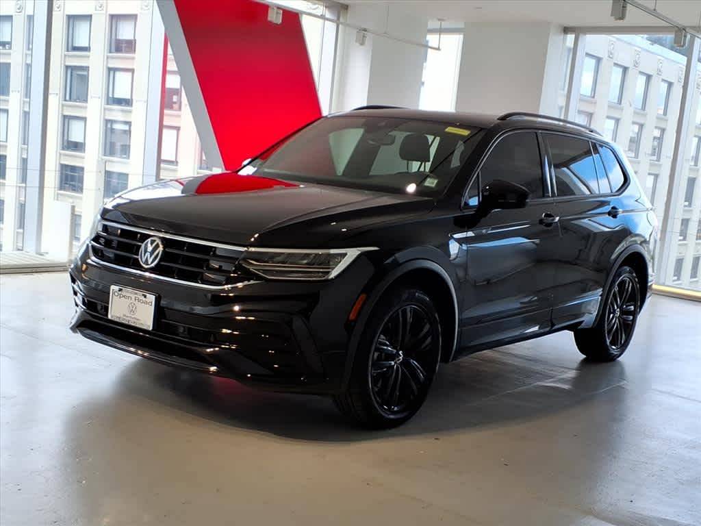 2022 Volkswagen Tiguan SE R-Line Black — SUV — 20,675 mi — New York, NY