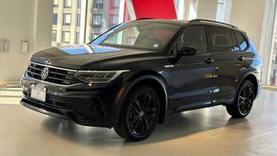 2022 Volkswagen Tiguan SE R-Line Black — SUV — 36,554 mi — New York, NY