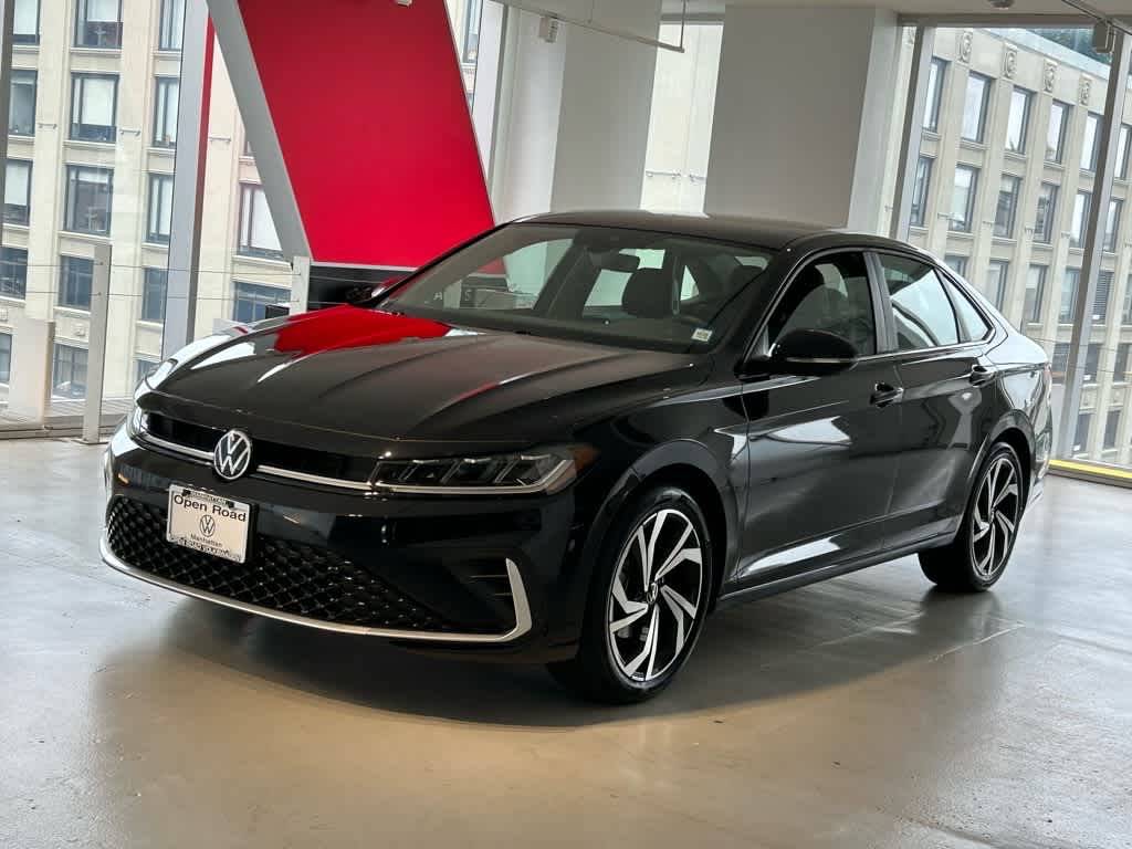 2025 Volkswagen Jetta SEL — Sedan — 4,705 mi — New York, NY