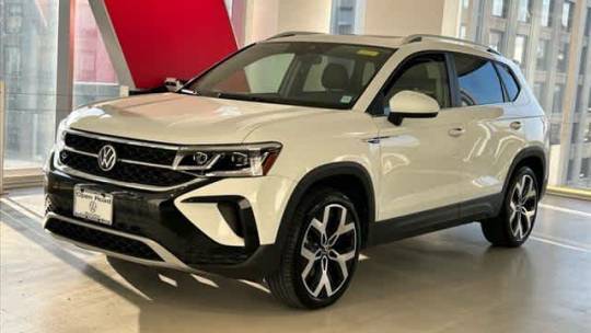 2022 Volkswagen Taos SEL — SUV — 25,463 mi — New York, NY