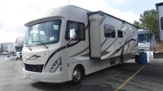 Used Ford Super Duty F-53 Motorhome for Sale (with Photos) | U.S. News ...