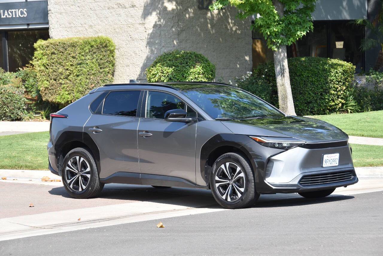 2023 Toyota bZ4X XLE