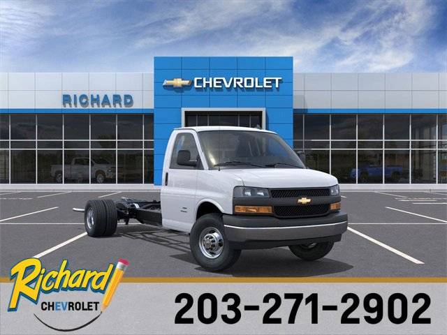 2025 Chevrolet Express 3500