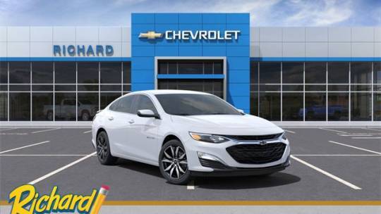2025 Chevrolet Malibu RS — Sedan — 4,630 mi — Cheshire, CT