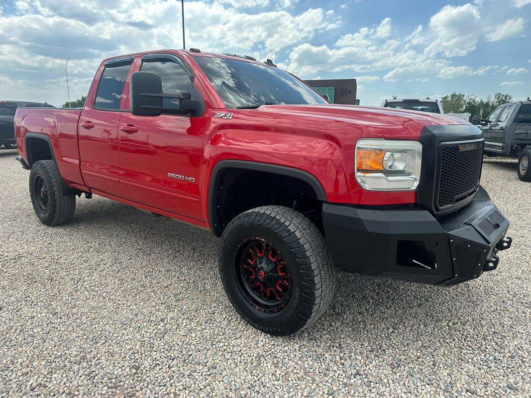 2015 GMC Sierra 2500HD SLE — Pickup Truck — 177,752 mi — Brighton, CO