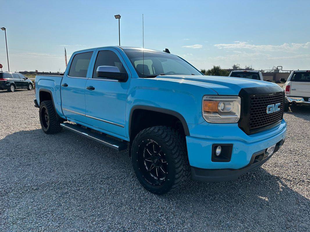 2015 GMC Sierra 1500 SLT — Pickup Truck — 118,445 mi — Brighton, CO