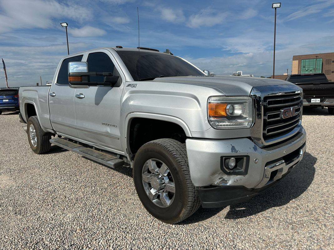 2016 GMC Sierra 2500HD SLT — Pickup Truck — 159,614 mi — Brighton, CO