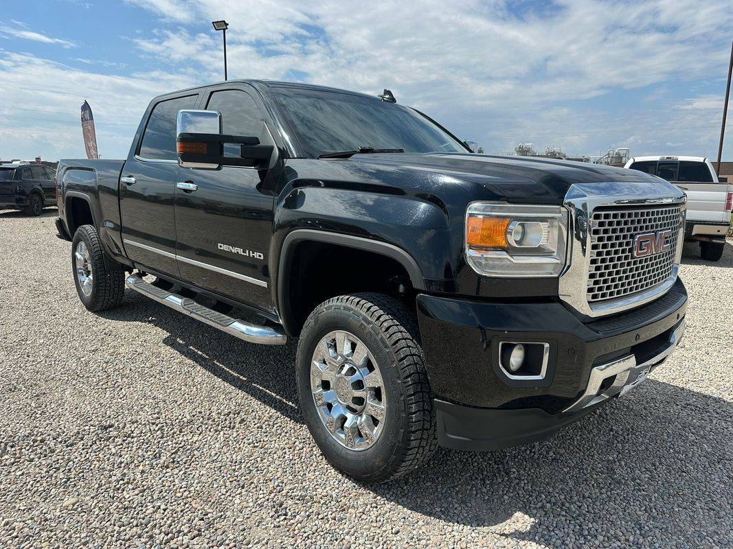 2016 GMC Sierra 2500HD Denali — Pickup Truck — 175,400 mi — Brighton, CO