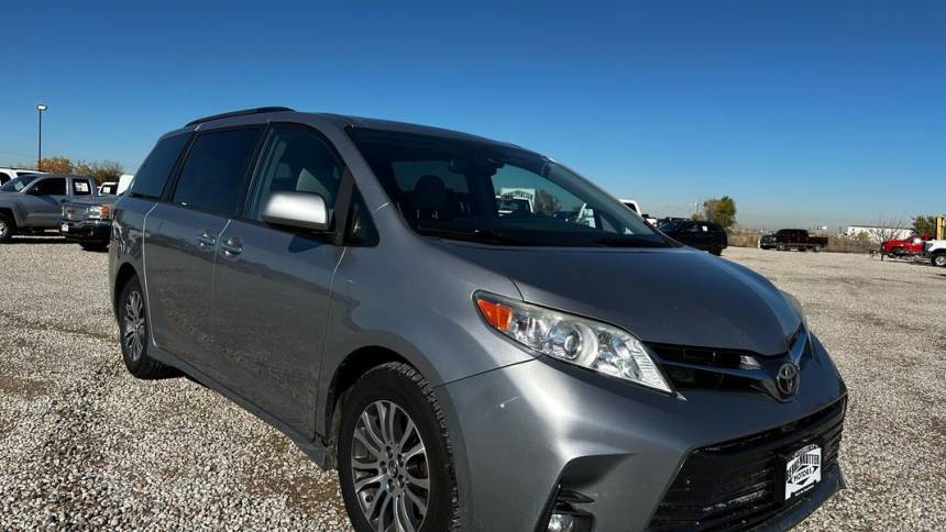 2018 Toyota Sienna XLE Premium — Minivan — 114,323 mi — Brighton, CO