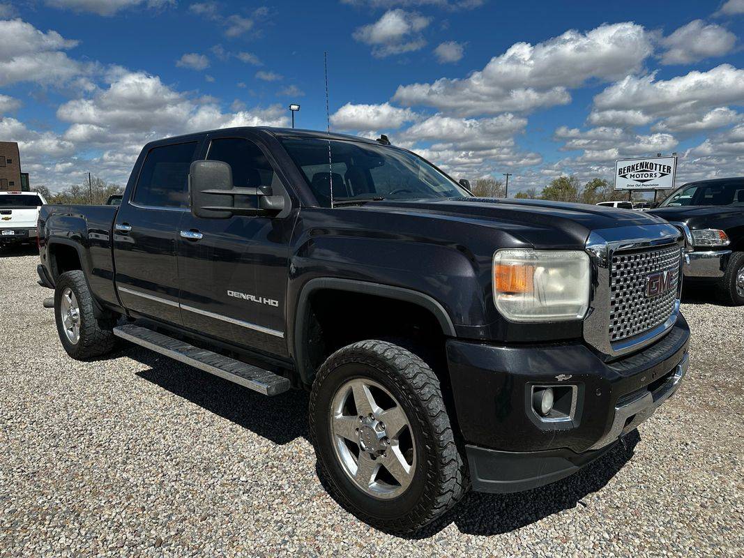 2015 GMC Sierra 2500HD Denali — Pickup Truck — 178,358 mi — Brighton, CO