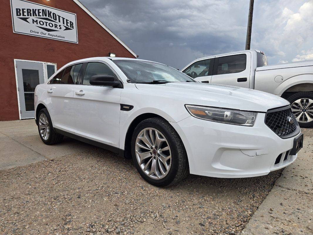 2017 Ford Police Interceptor Sedan Base — Sedan — 62,427 mi — Brighton, CO