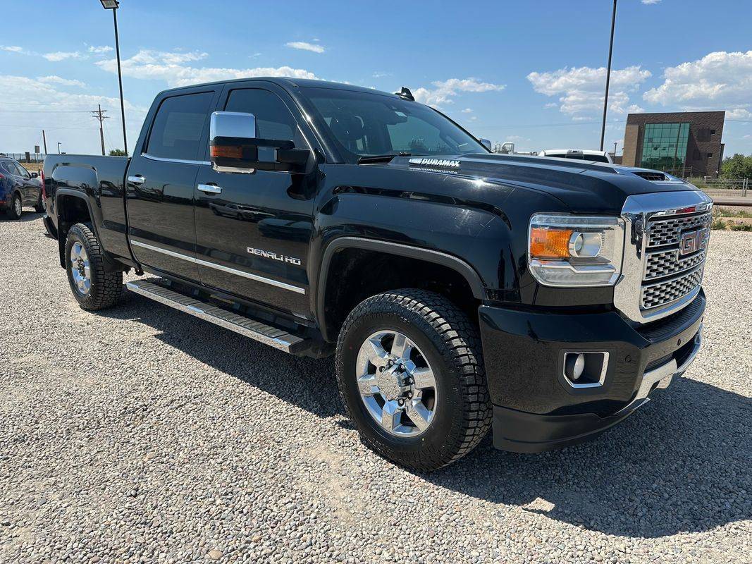 2018 GMC Sierra 3500HD Denali — Pickup Truck — 214,457 mi — Brighton, CO