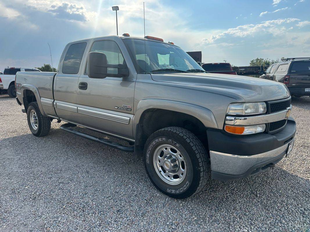 2002 Chevrolet Silverado 2500 LT — Pickup Truck — 180,176 mi — Brighton, CO