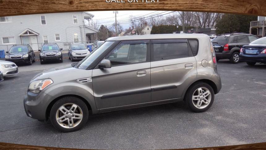 2010 Kia Soul + — Hatchback — 189,000 mi — Somers, CT