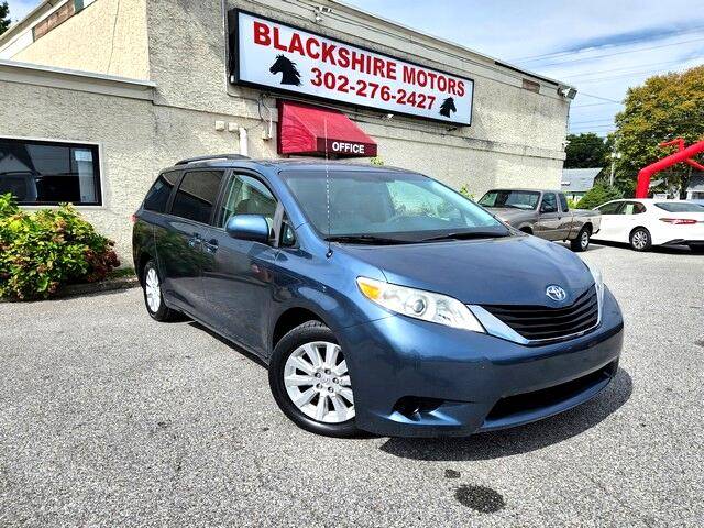 2014 Toyota Sienna LE — Minivan — 59,556 mi — New Castle, DE