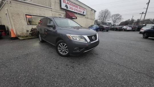2013 Nissan Pathfinder S — SUV — 132,882 mi — New Castle, DE