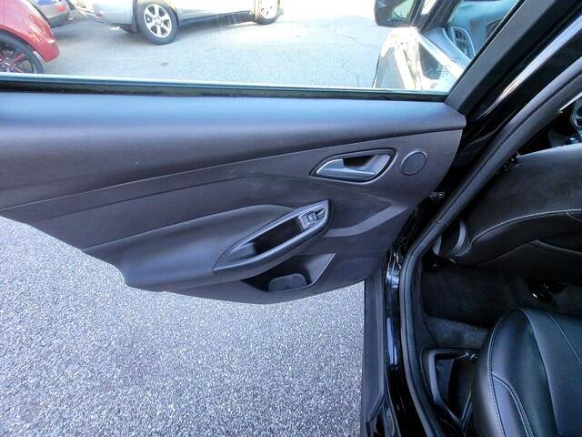 2014 Ford Focus Titanium — Hatchback — 65,689 mi — New Castle, DE