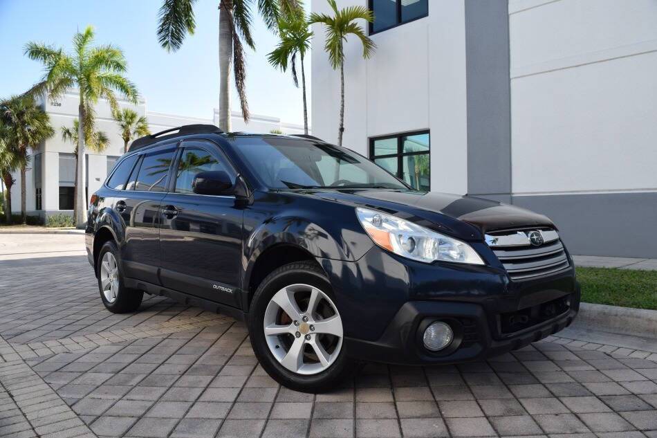 2013 Subaru Outback 2.5i Premium — SUV — 158,700 mi — Royal Palm Beach, FL