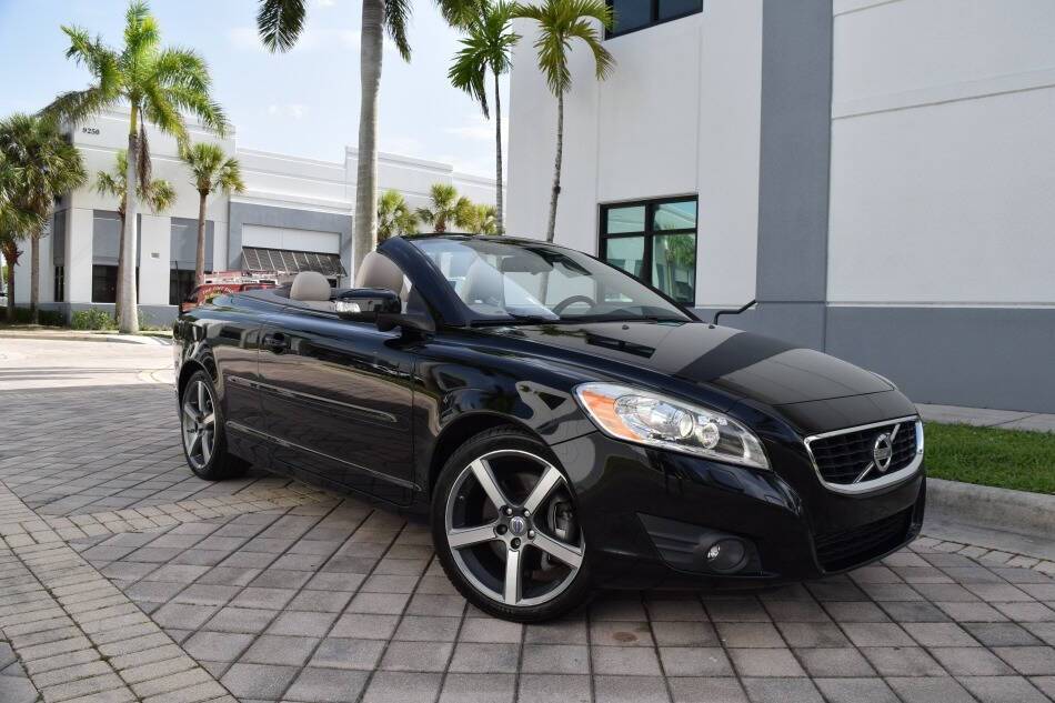 2012 Volvo C70 Platinum — Convertible — 125,680 mi — Royal Palm Beach, FL