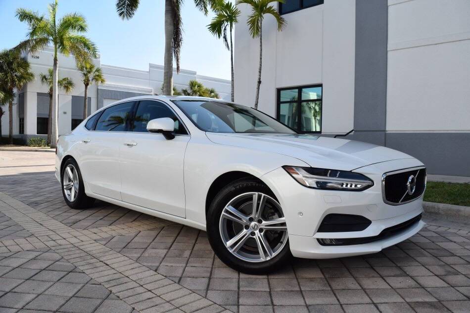 2018 Volvo S90 Momentum — Sedan — 124,420 mi — Royal Palm Beach, FL