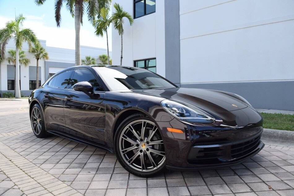 2018 Porsche Panamera 4S — Hatchback — 34,520 mi — Royal Palm Beach, FL