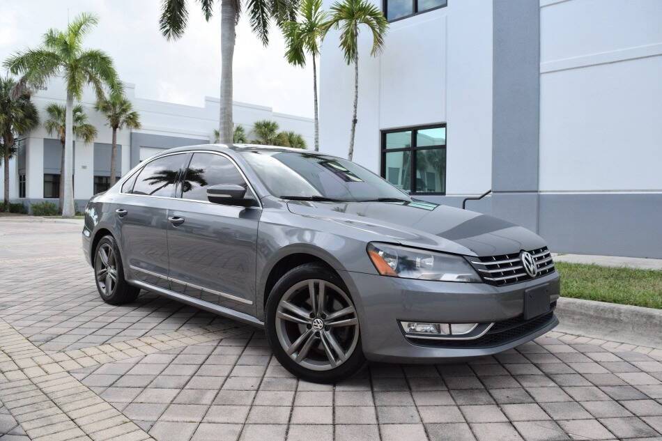 2015 Volkswagen Passat TDI SEL Premium — Sedan — 138,860 mi — Royal Palm Beach, FL
