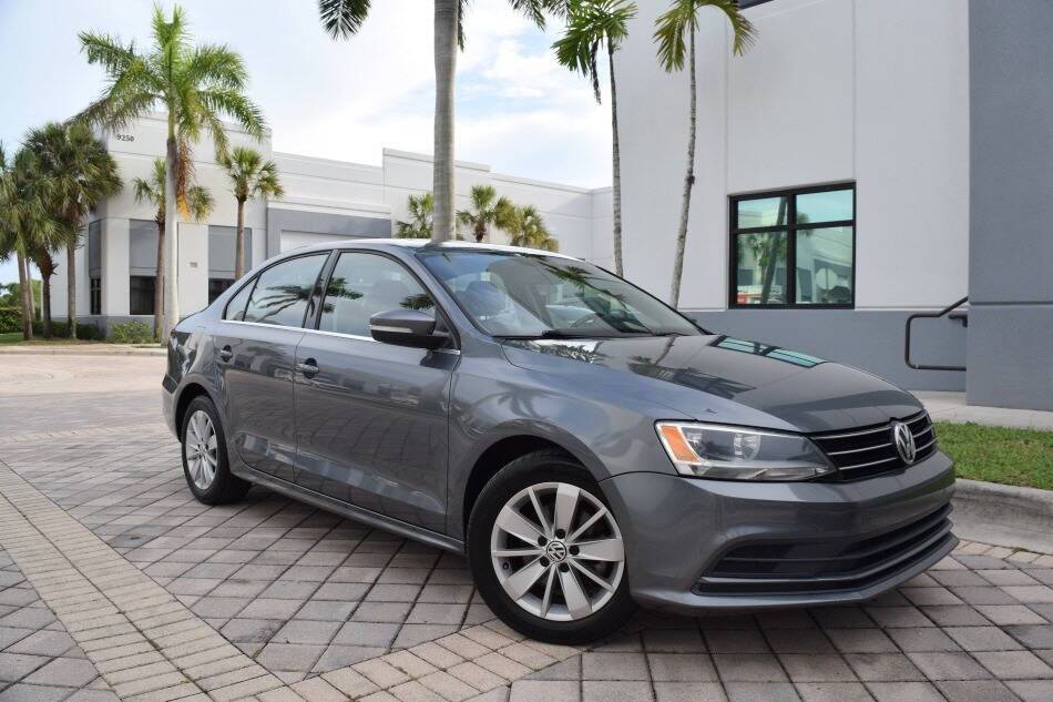 2015 Volkswagen Jetta TDI SE — Sedan — 131,950 mi — Royal Palm Beach, FL