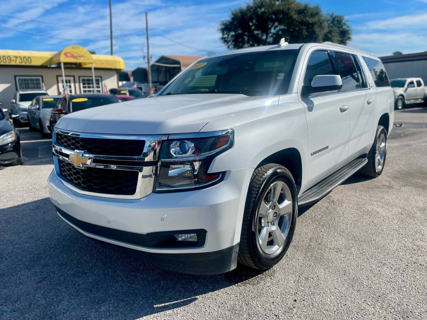 2017 Chevrolet Suburban LT — SUV — 140,785 mi — Tampa, FL