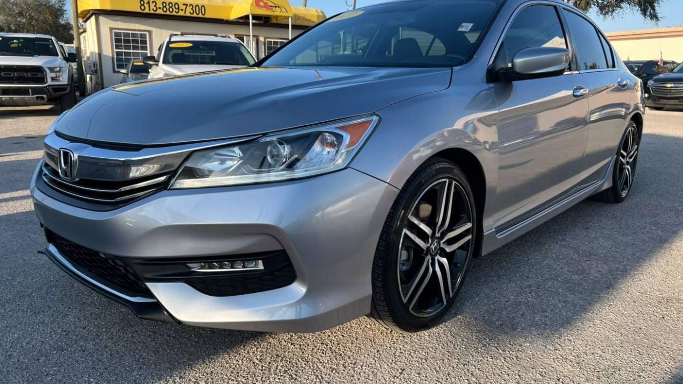2017 Honda Accord Sport — Sedan — 140,943 mi — Tampa, FL