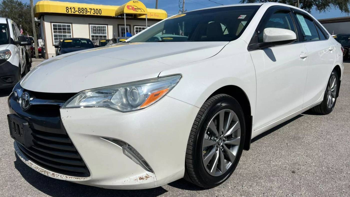 2016 Toyota Camry XLE — Sedan — 114,002 mi — Tampa, FL