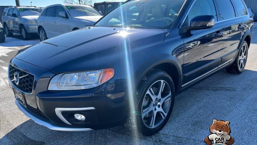 2014 Volvo XC70 T6 Platinum — Wagon — 61,131 mi — Palatine, IL