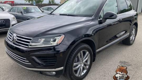 2016 Volkswagen Touareg TDI Lux — SUV — 112,200 mi — Palatine, IL