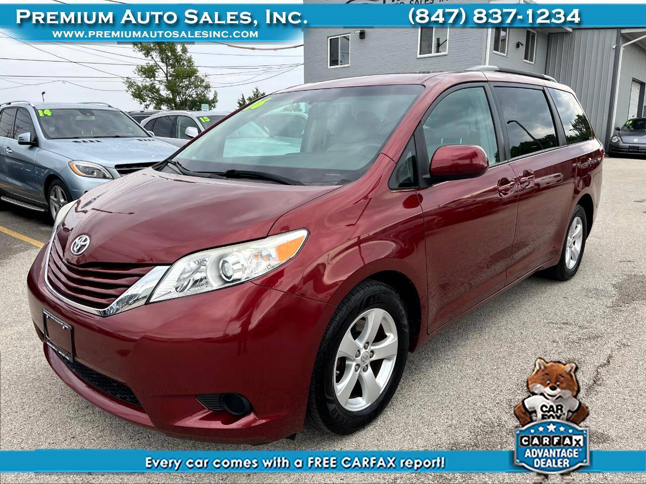 2016 Toyota Sienna LE — Minivan — 93,800 mi — Palatine, IL